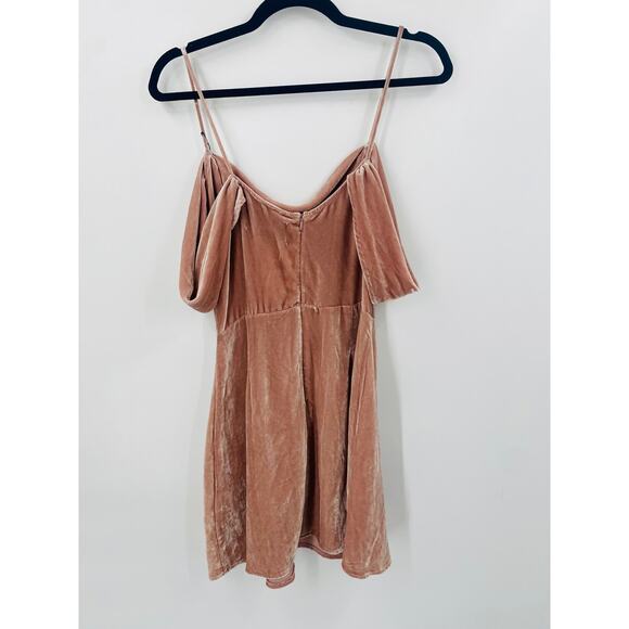 reformation 2 lorraine dress blush velvet - Picture 5 of 7